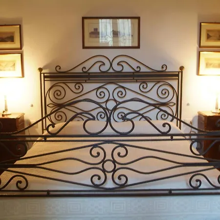 B&B Archidamo 3* ماندوريا