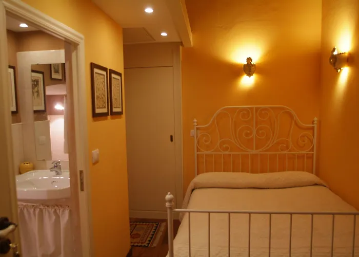 Archidamo Nocleg ze śniadaniem 3*